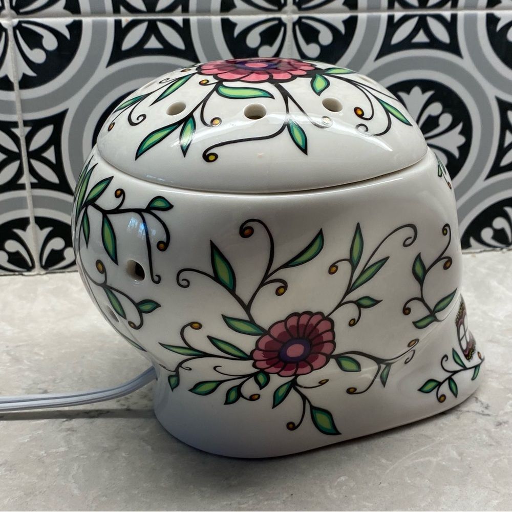 Scentsy Calavera Sugar Skull Día De Los Muertos Full Size Warmer Retired - Picture 3 of 13